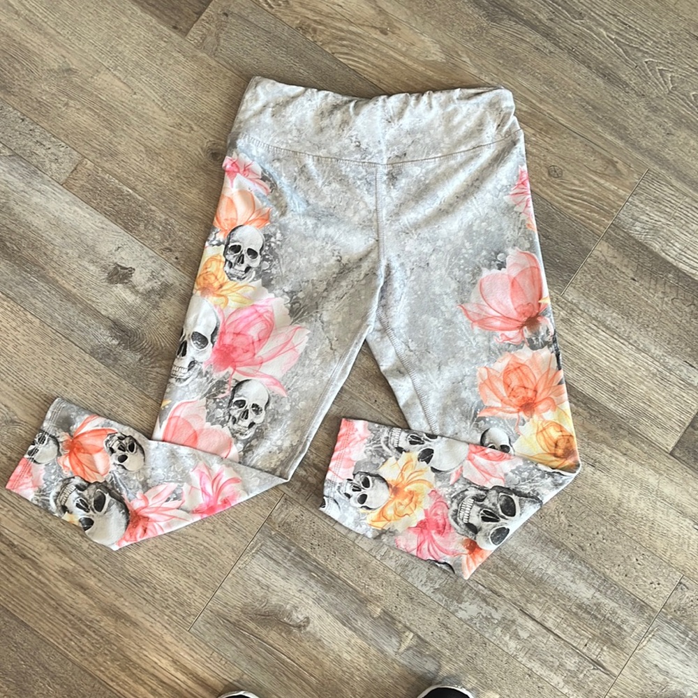 Evolution and Creation Skeleton 7/8 Leggings